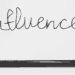 Ein Bleistift im Influencer-Stil.