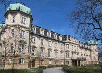 Chess, Bridge, Esport? 15 Chess, Bridge, Esport?