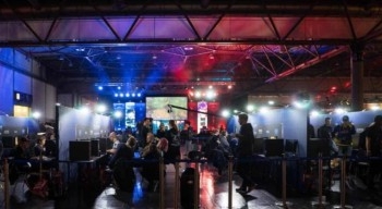 Let's Plays auf Events streamen? Was ist mit dem Jugendschutz? 10 Let’s Plays auf Events streamen? Was ist mit dem Jugendschutz?