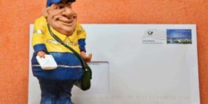 Profile 10 postman 3066598 1280 384x192 1
