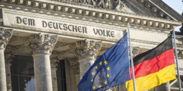 Entwurf eines Gesetzes zur Stärkung des Verbraucherschutzes im Wettbewerbs und Gewerberecht 11 Entwurf eines Gesetzes zur Stärkung des Verbraucherschutzes im Wettbewerbs und Gewerberecht