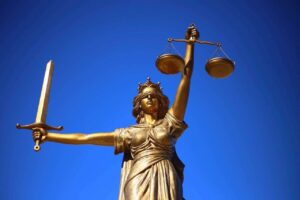 Profile 4 justice 2060093 1280