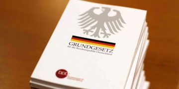Grundgesetz 30 Grundgesetz