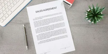 Contracts for Influencers: What you need to know before you sign!