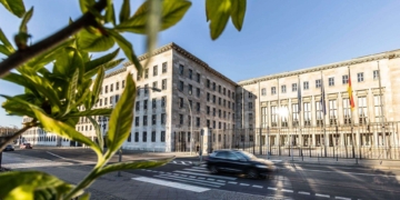 E-Rechnungspflicht ab 2025: BMF konkretisiert Vorgaben 4 E-Rechnungspflicht ab 2025: BMF konkretisiert Vorgaben